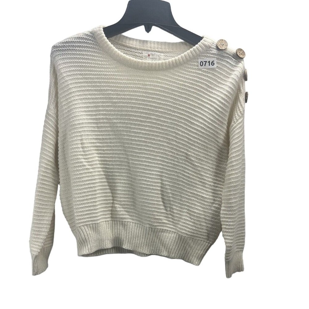 Proof Apparel Women’s Sweater Size S/M Color White